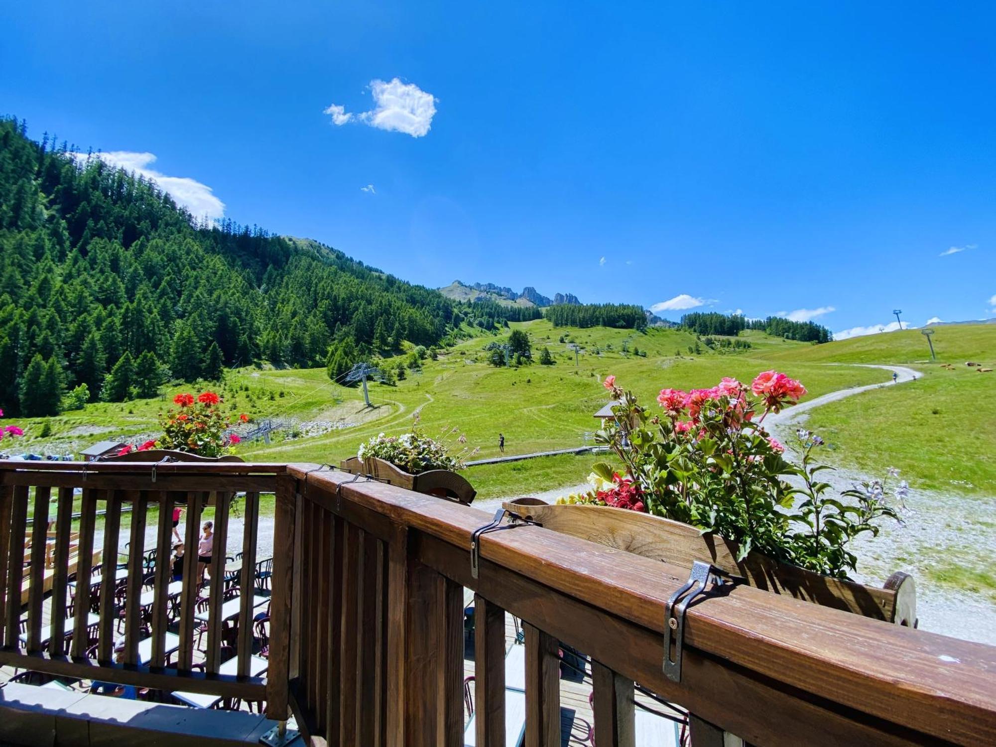 Hotel Le Balcon Des Ecrins